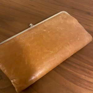 HOBO classic Lauren clutch wallet